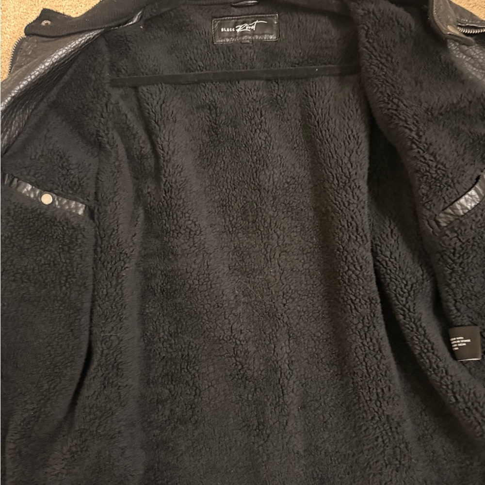 Black Rivet Men's Dark Leather Bomber Jacket - Picture 3 of 3